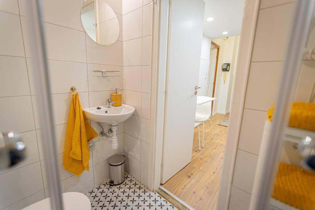 2 Bedroom Apartment In The Dob Street, Emerald Budapest Exterior foto